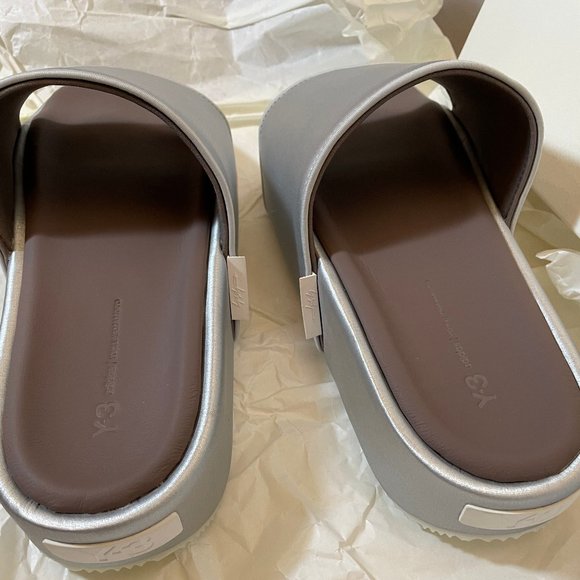 Sandals_&_Flip_Flops
